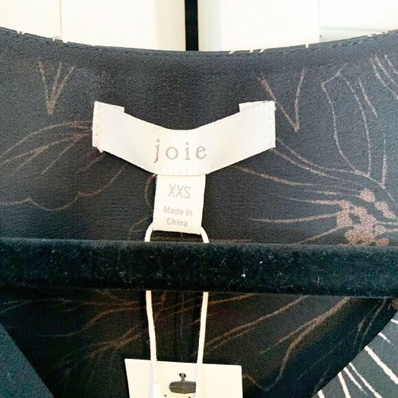 NWT- Joie 'Macie' Tonal-Floral Print Wrap-Style Top, Fuchsia - Size XXS $228 - Picture 10 of 12